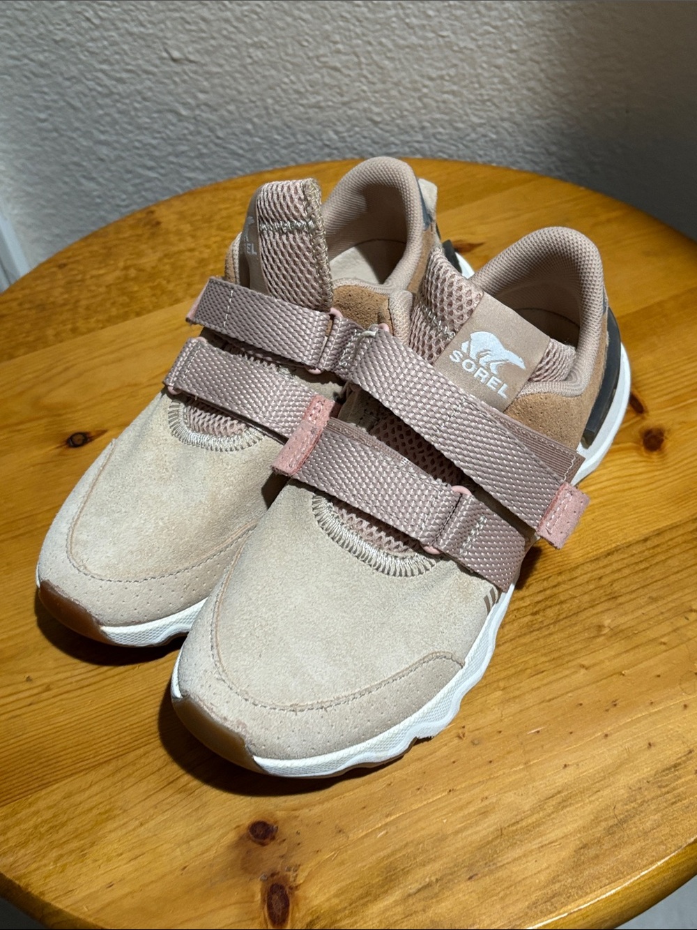 Sorel Big Kids Beige and Pink Strap Sneakers 5 NWOT